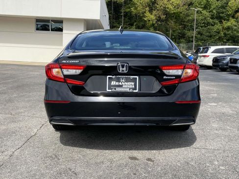 Certified 2018 Honda Accord EX image 5