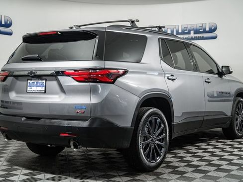 Used 2023 Chevrolet Traverse RS image 11