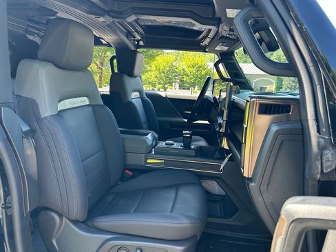 Used 2025 GMC Hummer EV 3X AWD/4WD image 56