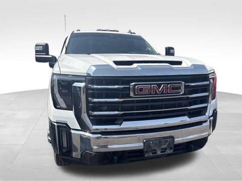 Used 2024 GMC Sierra 3500 SLE w/ SLE Convenience Package AWD/4WD image 5