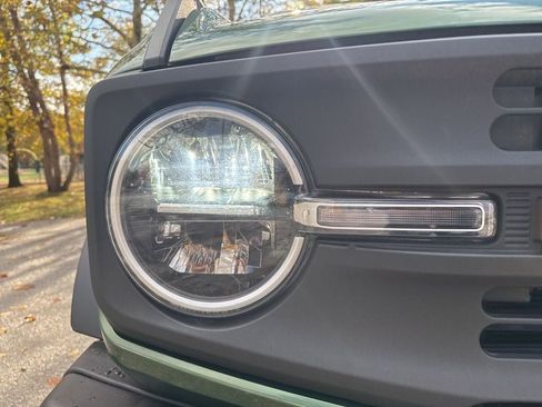 Used 2023 Ford Bronco Black Diamond image 37