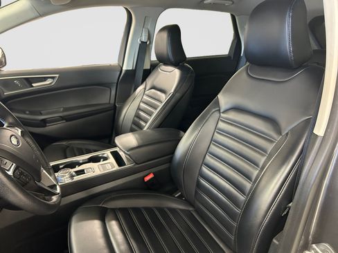 Used 2024 Ford Edge SEL AWD/4WD image 12