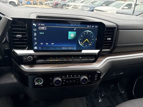 Used 2022 Chevrolet Silverado 1500 LT image 20