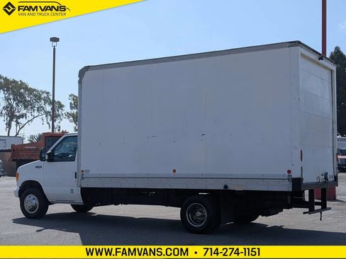 Used 2005 Ford E-450 and Econoline 450 RWD image 5