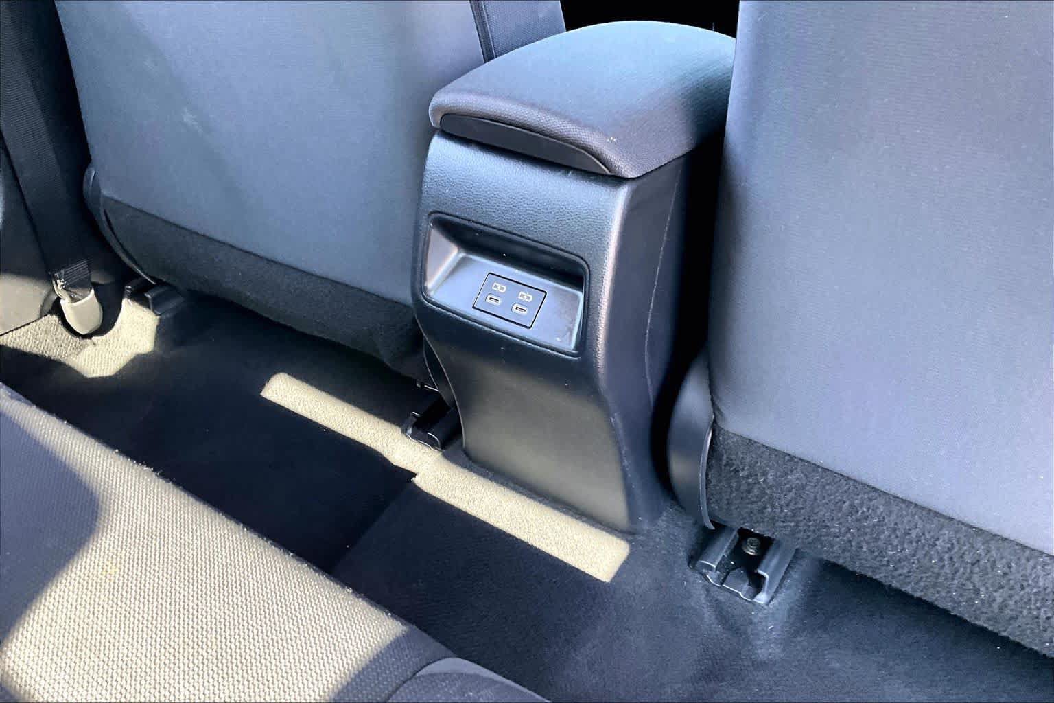 Used 2024 Toyota Corolla LE FWD image 10