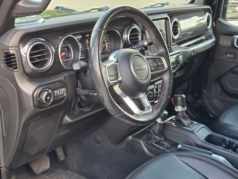 Used 2022 Jeep Wrangler Unlimited Rubicon AWD/4WD image 13