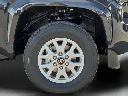 Used 2026 Toyota Tacoma SR5 RWD image 10