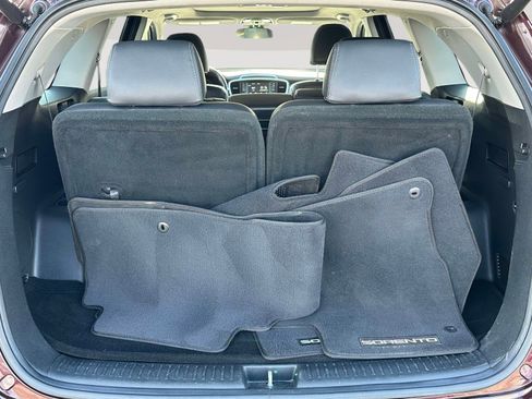 Used 2020 Kia Sorento EX image 35