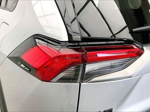 Used 2024 Toyota RAV4 Limited w/ Advanced Technology Package AWD/4WD image 27
