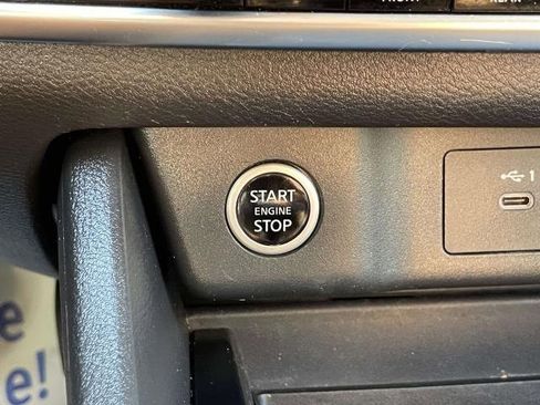 Certified 2023 Nissan Rogue SV image 30