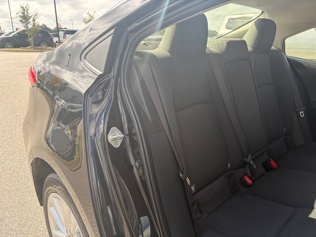 Used 2023 Toyota Corolla LE FWD image 38