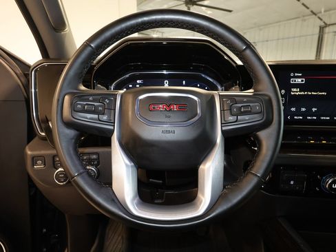 Used 2024 GMC Sierra 1500 Elevation w/ Elevation Premium Package AWD/4WD image 10