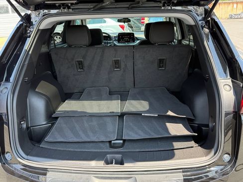 Used 2026 Chevrolet Blazer LT FWD image 24