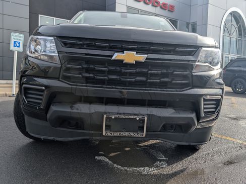 Used 2022 Chevrolet Colorado LT AWD/4WD image 2