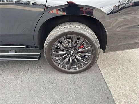 Used 2024 Cadillac Escalade V image 38