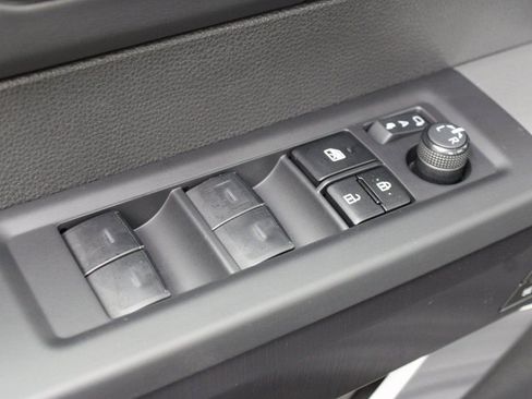 Used 2025 Toyota Sequoia Platinum image 68