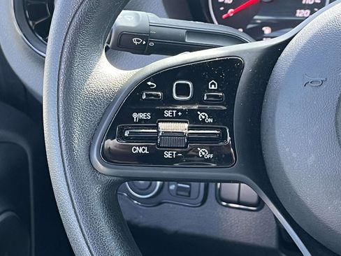 Used 2022 Mercedes-Benz Sprinter 2500 image 25