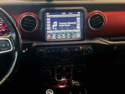 Used 2019 Jeep Wrangler Unlimited Rubicon AWD/4WD image 6