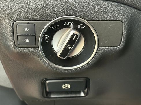 Used 2018 Mercedes-Benz GLA 250 image 19