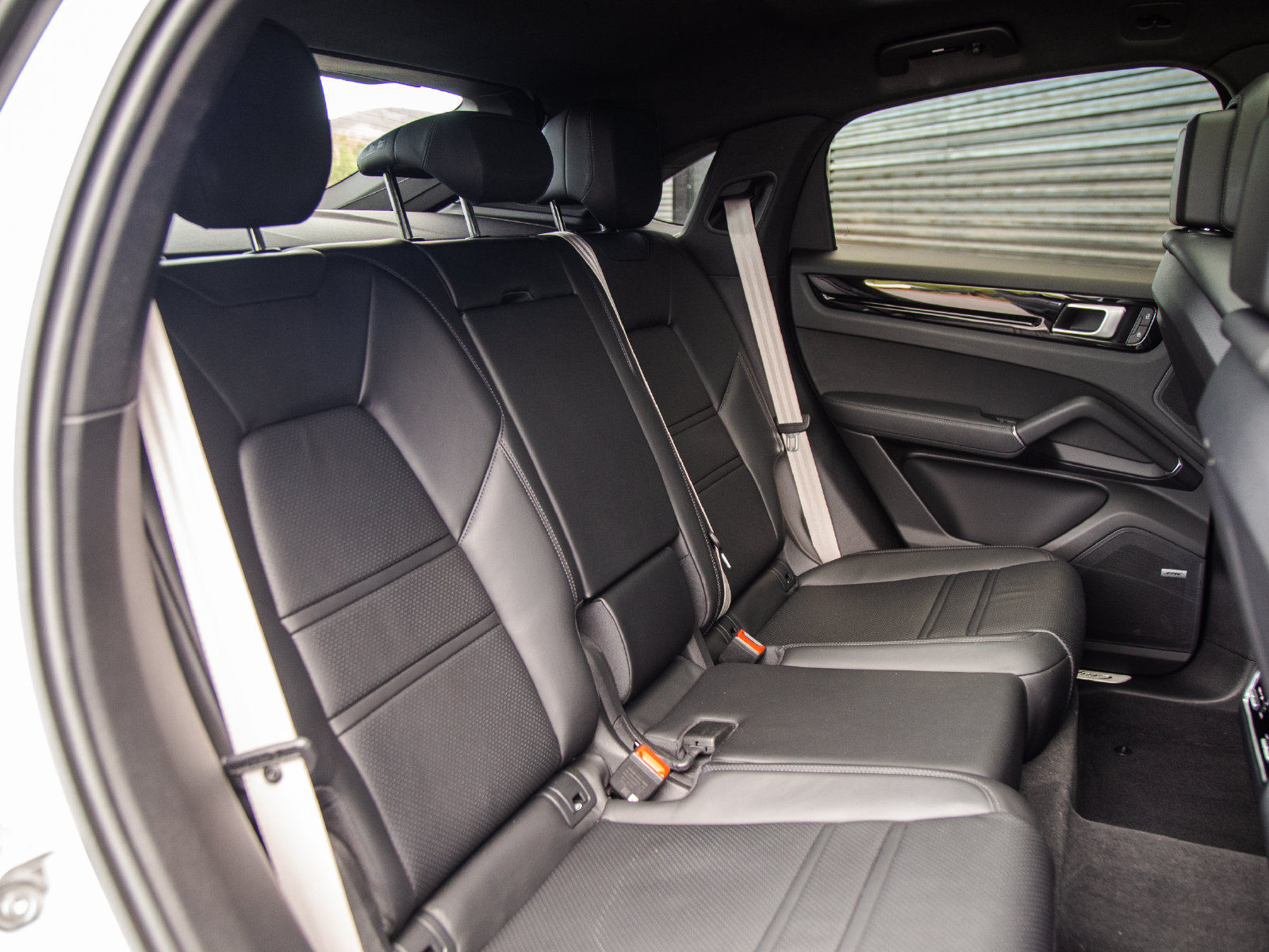 Certified 2023 Porsche Cayenne Platinum Edition AWD/4WD image 25