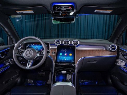 New 2026 Mercedes-Benz GLC 300 4MATIC image 13