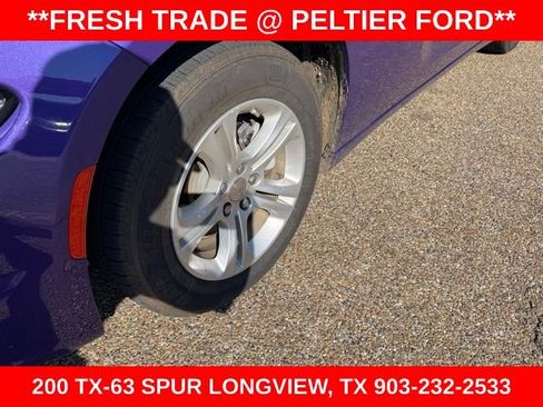 Used 2023 Dodge Charger SXT image 4