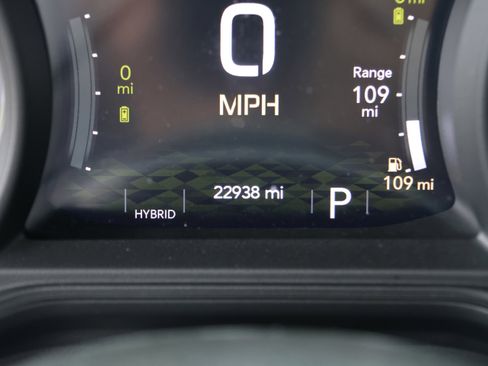 Used 2024 Jeep Wrangler Unlimited Sahara w/ Technology Group AWD/4WD image 21