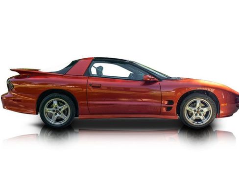 Used 2002 Pontiac Firebird Trans Am RWD image 2