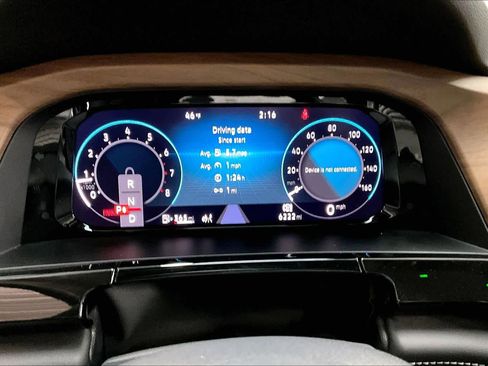 Used 2025 Volkswagen Atlas SE w/ Black Wheel Package image 22