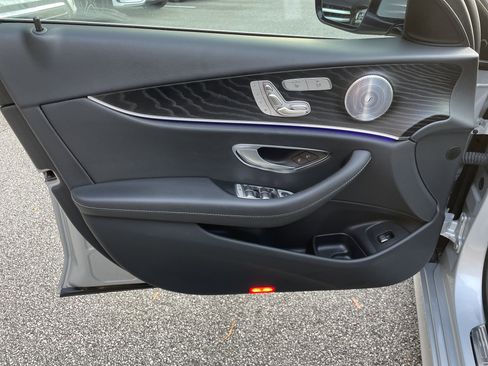 Used 2020 Mercedes-Benz E 450 4MATIC Sedan image 16