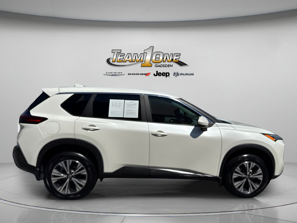 Used 2023 Nissan Rogue SV FWD image 10