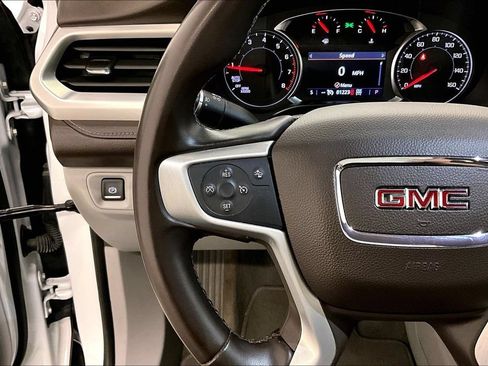 Used 2023 GMC Acadia SLT AWD/4WD image 11