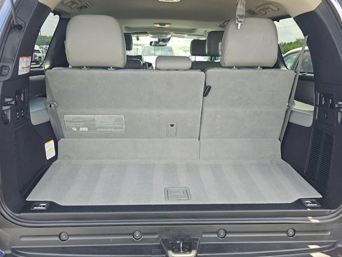 Used 2021 Toyota Sequoia Limited w/ Safety & Convenience Package AWD/4WD image 12