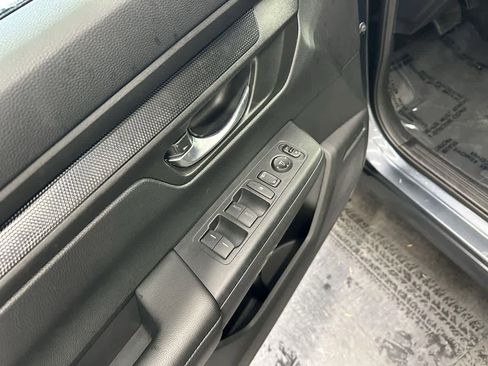 Used 2024 Honda CR-V EX image 12