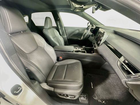 Used 2025 Lexus RX 350 FWD image 33