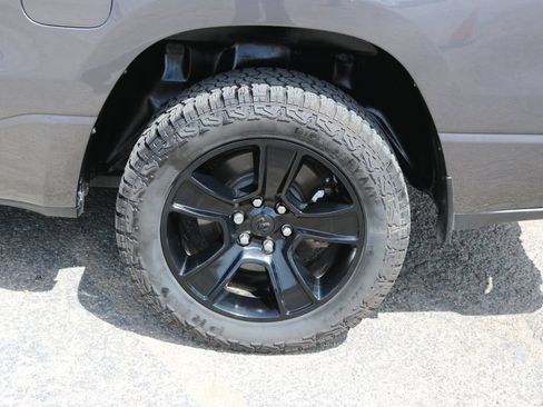 Used 2021 RAM 1500 Lone Star AWD/4WD image 9