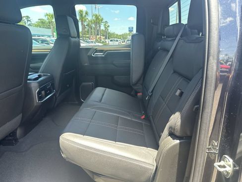 Used 2023 Chevrolet Silverado 1500 High Country w/ Technology Package AWD/4WD image 26