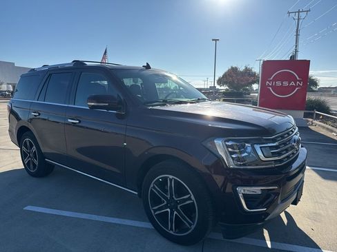 Used 2021 Ford Expedition Limited image 1