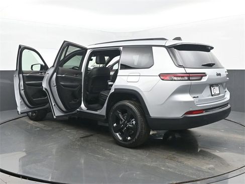 New 2025 Jeep Grand Cherokee L Limited image 57