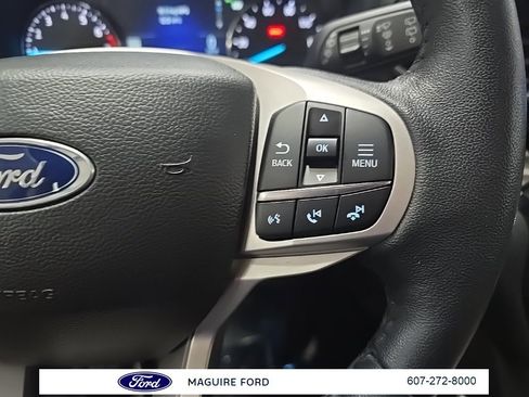 Used 2023 Ford Explorer Limited image 23
