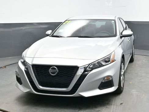 Used 2021 Nissan Altima 2.5 S image 2