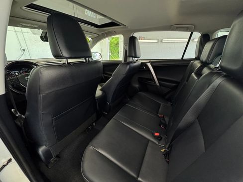 Used 2016 Toyota RAV4 Limited AWD/4WD image 22