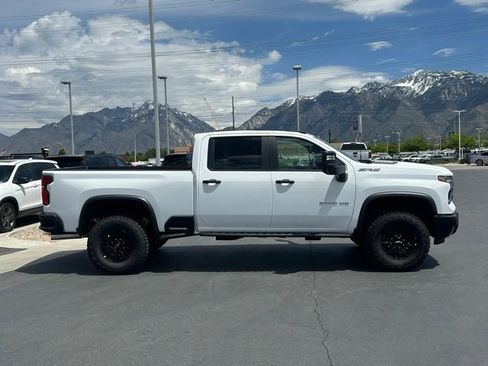 New 2026 Chevrolet Silverado 2500 ZR2 AWD/4WD image 27