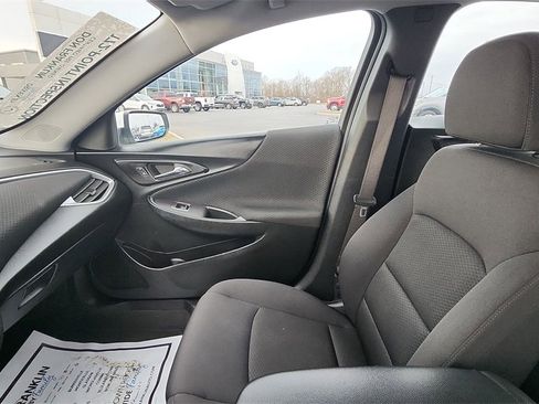 Used 2023 Chevrolet Malibu LT image 11