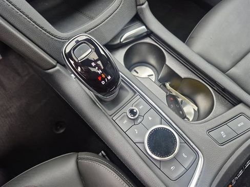 Used 2024 Cadillac XT6 Sport image 59