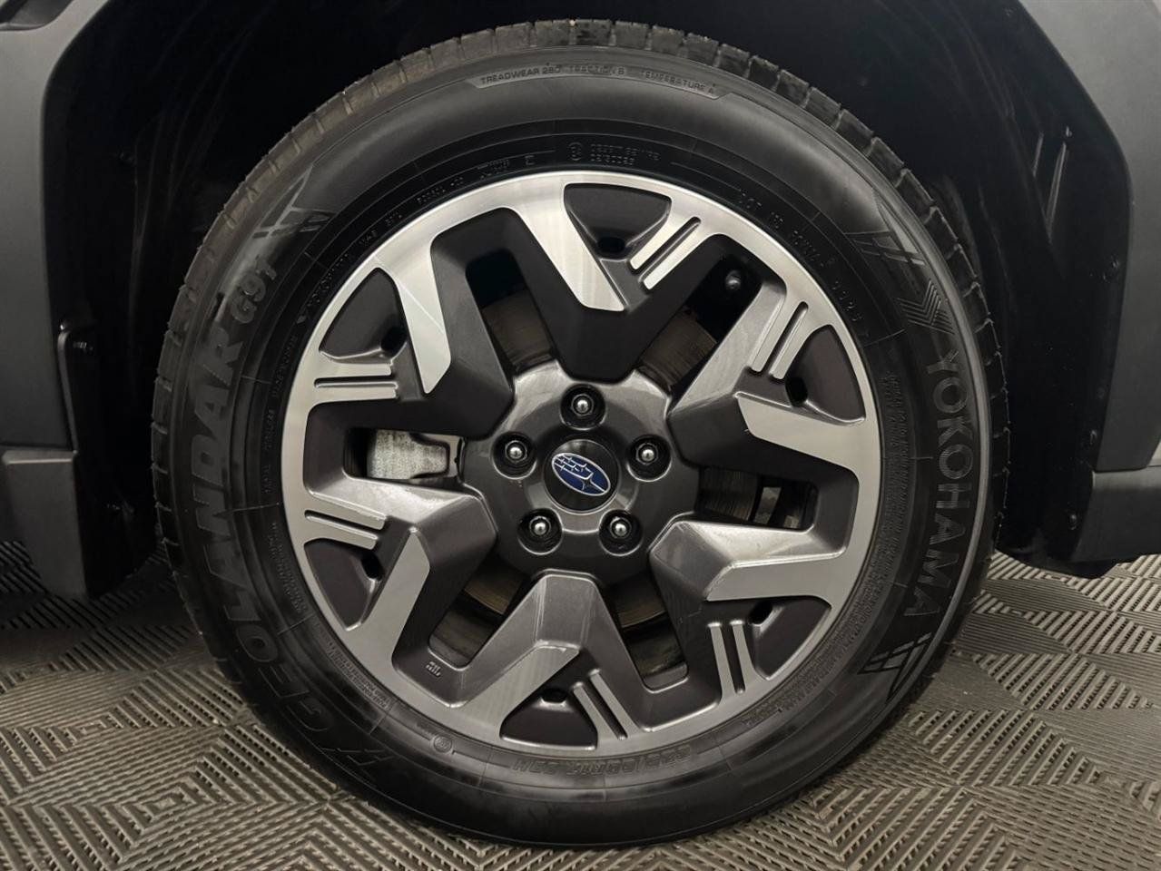 Used 2026 Subaru Forester Premium AWD/4WD image 25