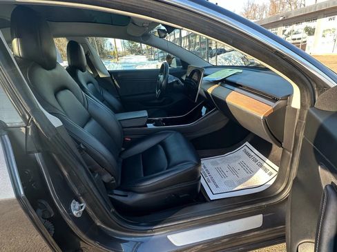 Used 2018 Tesla Model 3 Long Range image 31