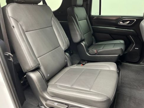 Used 2023 Chevrolet Suburban Z71 AWD/4WD image 21
