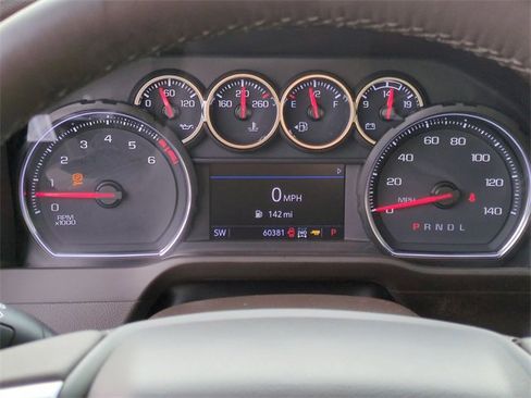 Used 2021 Chevrolet Silverado 2500 LTZ w/ LTZ Convenience Package image 15