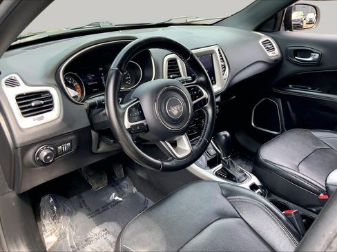 Used 2021 Jeep Compass Latitude AWD/4WD image 18